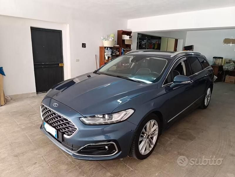 Usata Ford Mondeo Vignale 190 CV (139 kW) 2019 Blu/azzurro Station wagon