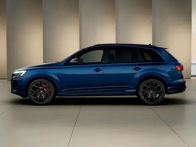 Usata Audi Q7 S-line plus 489 CV (359 kW) 2024 Blu ascari metallizzato SUV