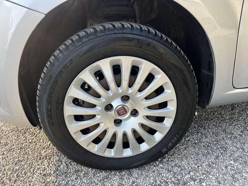 Usata Fiat Punto Evo Dynamic 69 CV (50 kW) 2010 Argento Utilitaria