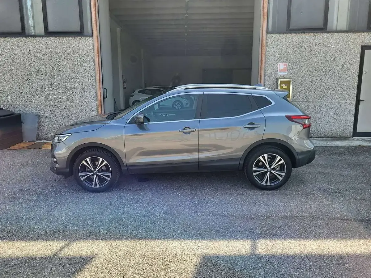 Usata Nissan Qashqai N-Connecta 116 CV (85 kW) 2017 Antracite SUV