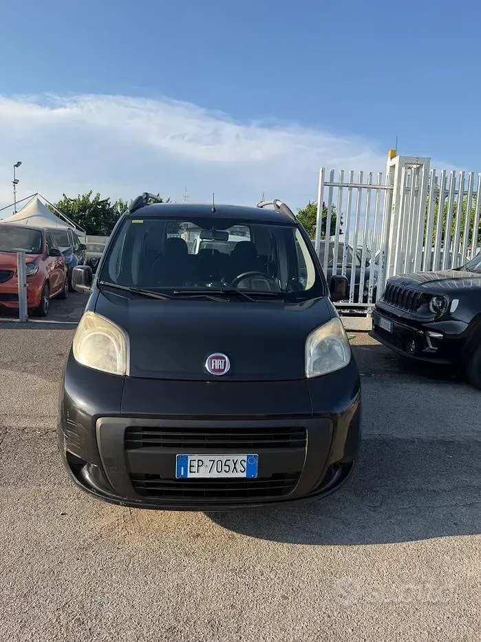 Usata Fiat Qubo Active 70 CV (51 kW) 2014 Nero Monovolume