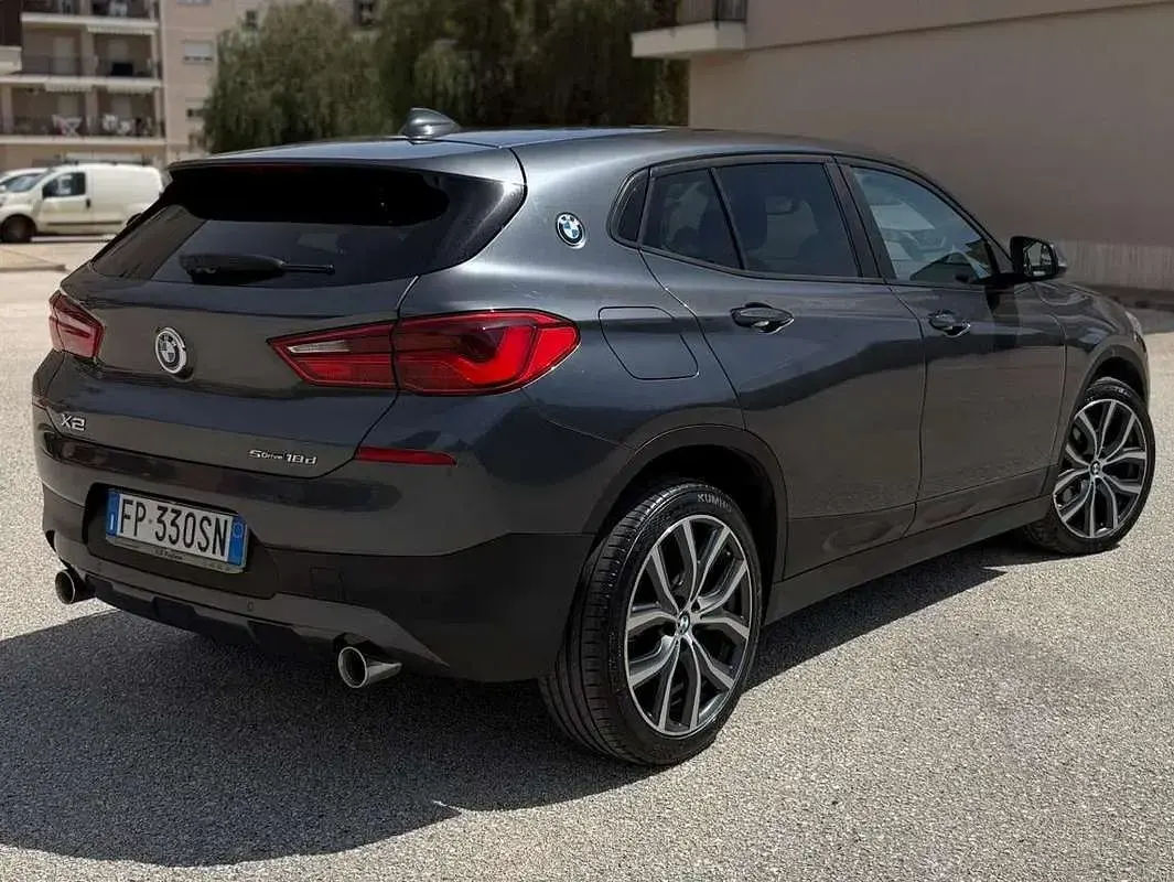 Begagnad BMW X2 Advantage 150 HK (110 kW) 2018 Grå SUV