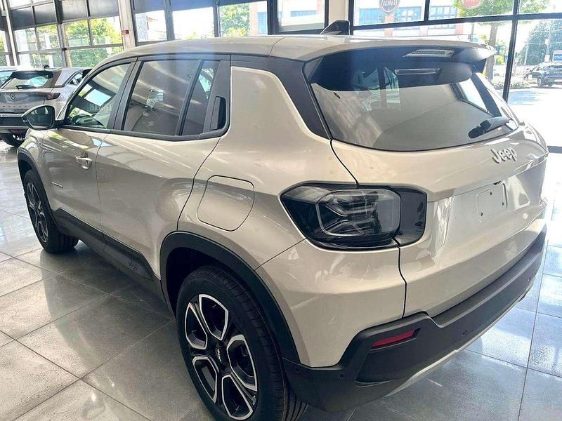 Nuova Jeep Avenger Summit 101 CV (74 kW) 2025 Grigio SUV