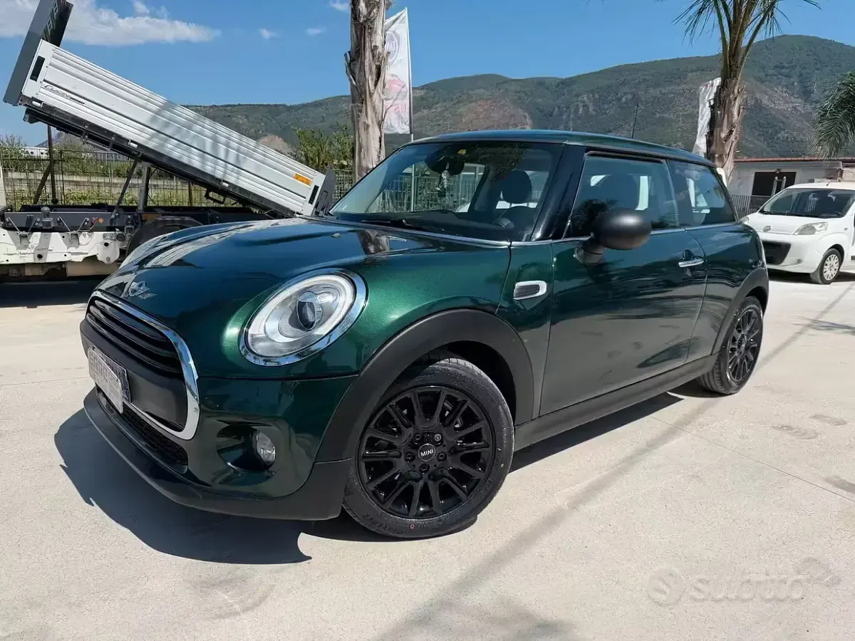 Usata Mini One D 95 CV (69 kW) 2017 Verde Utilitaria