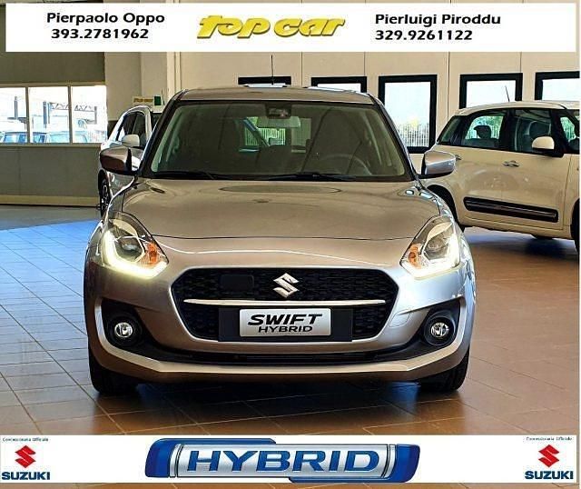 Usata Suzuki Swift Cool 90 CV (66 kW) 2021 Rosso pastello Utilitaria