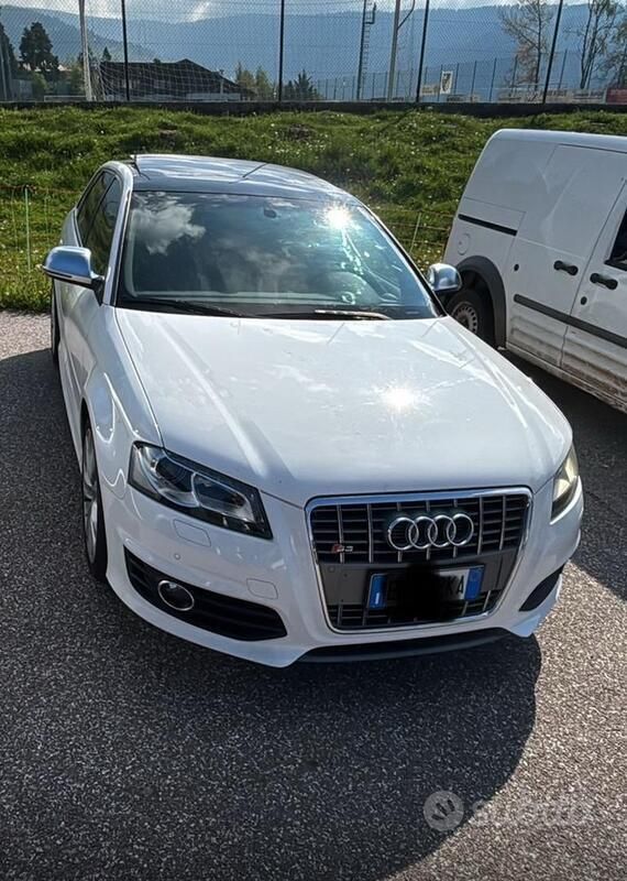 Bianco Usata 2009 Audi S3 Due volumi | 12.990 € - Immagine 1/4