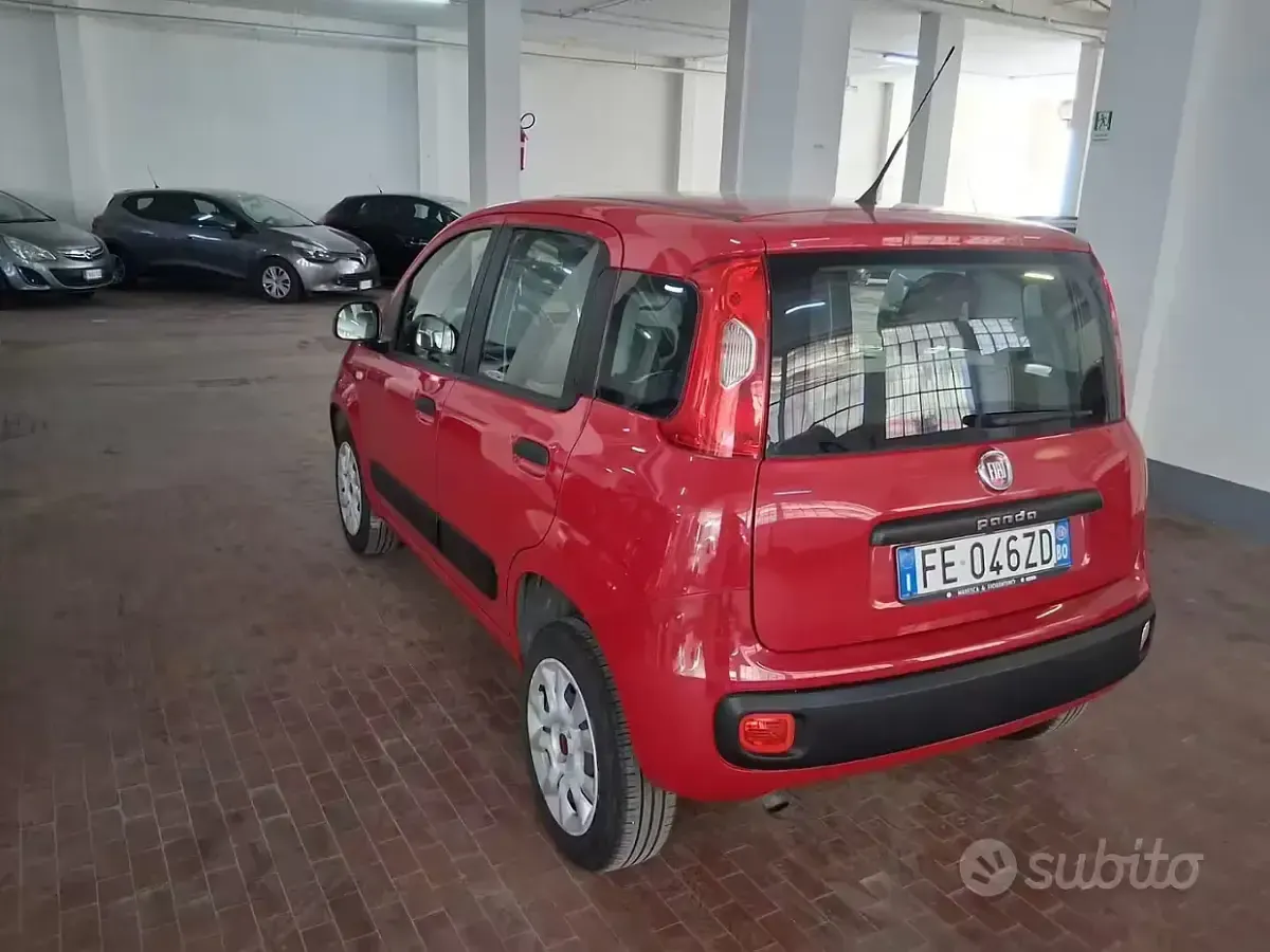 Usata Fiat Panda 85 CV (62 kW) 2016 Rosso Utilitaria