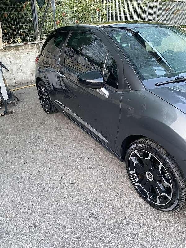 Usata DS Automobiles DS3 Chic 95 CV (69 kW) 2015 Berlina