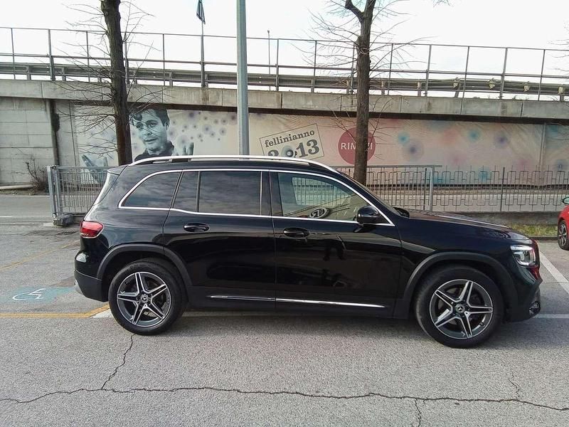 Usata Mercedes GLB180 Premium 136 CV (100 kW) 2022 Nero SUV