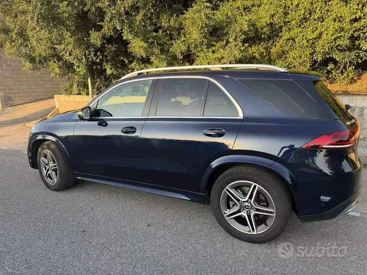 Usata Mercedes GLE300 Premium Plus 245 CV (180 kW) 2021 Nero SUV