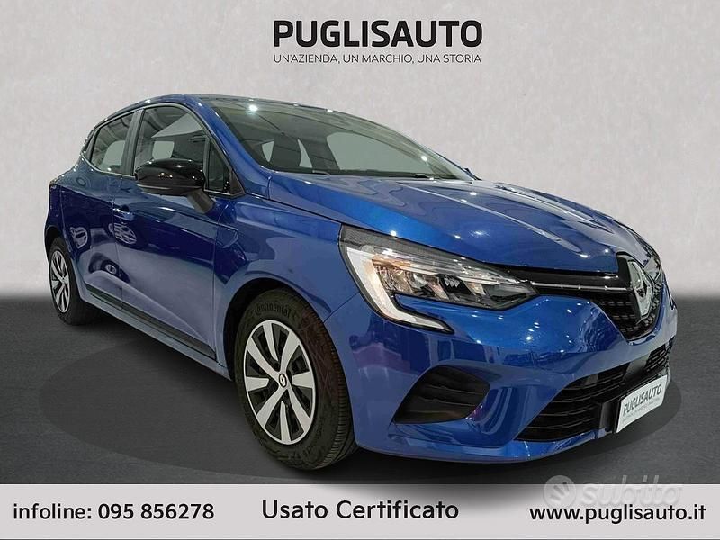 Usata Renault Clio V Equilibre 101 CV (74 kW) 2023 Blu Berlina