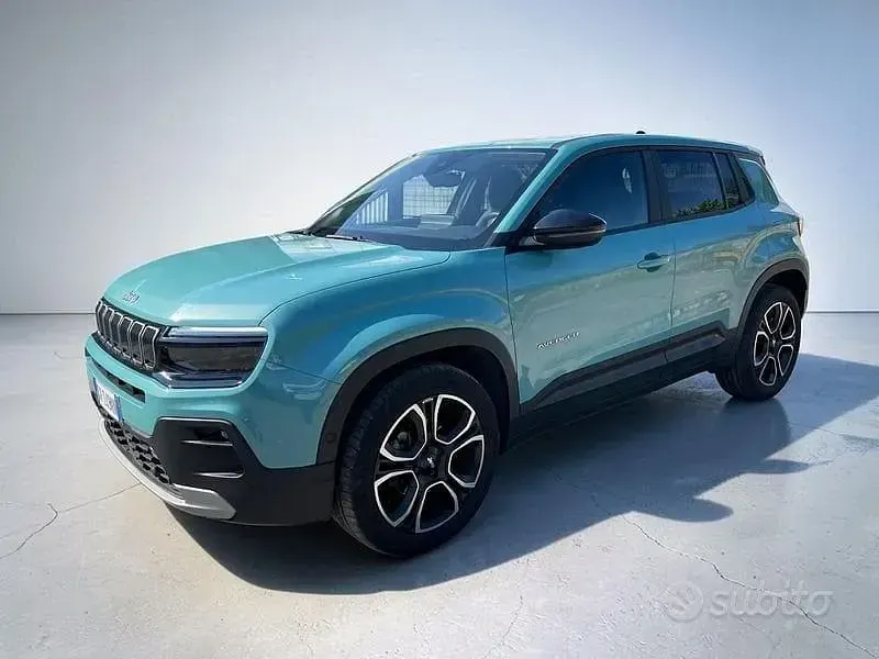 Usata Jeep Avenger Summit 101 CV (74 kW) 2024 Azzurro SUV