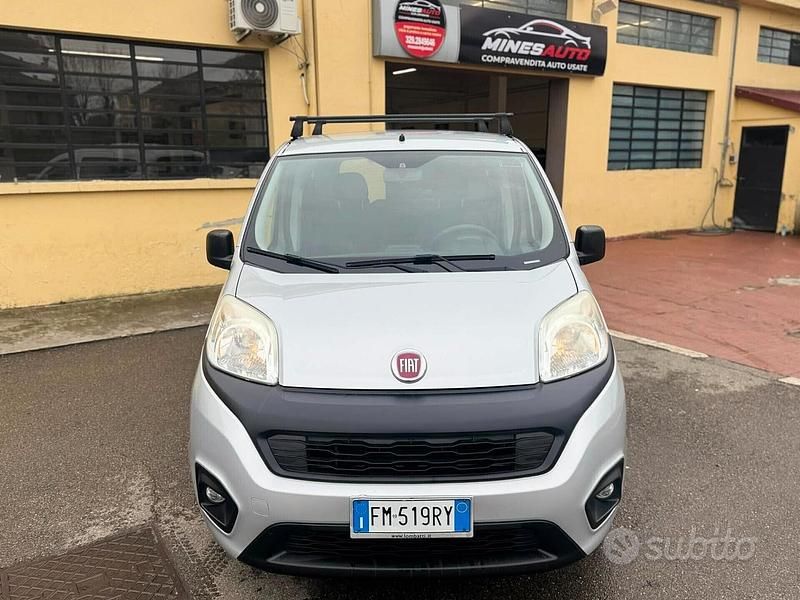Usata Fiat Qubo Trekking 77 CV (56 kW) 2018 Grigio Monovolume