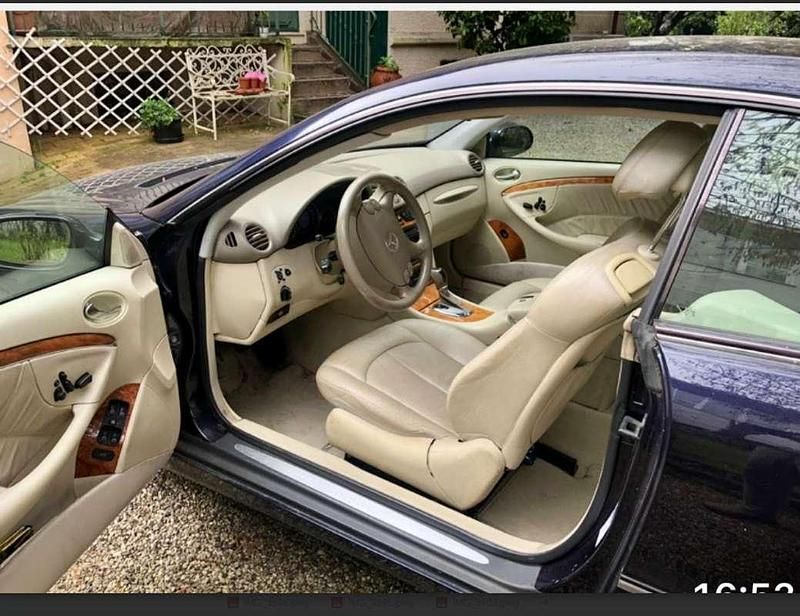 Usata Mercedes CLK320 Elegance 218 CV (160 kW) 2002 Blu/azzurro Coupé