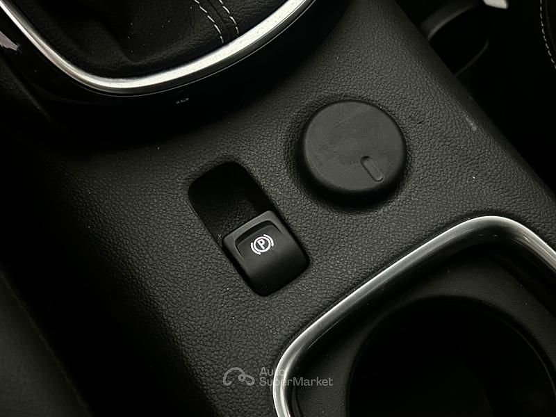 Usata Opel Astra Ultimate 122 CV (89 kW) 2021 Nero Station wagon