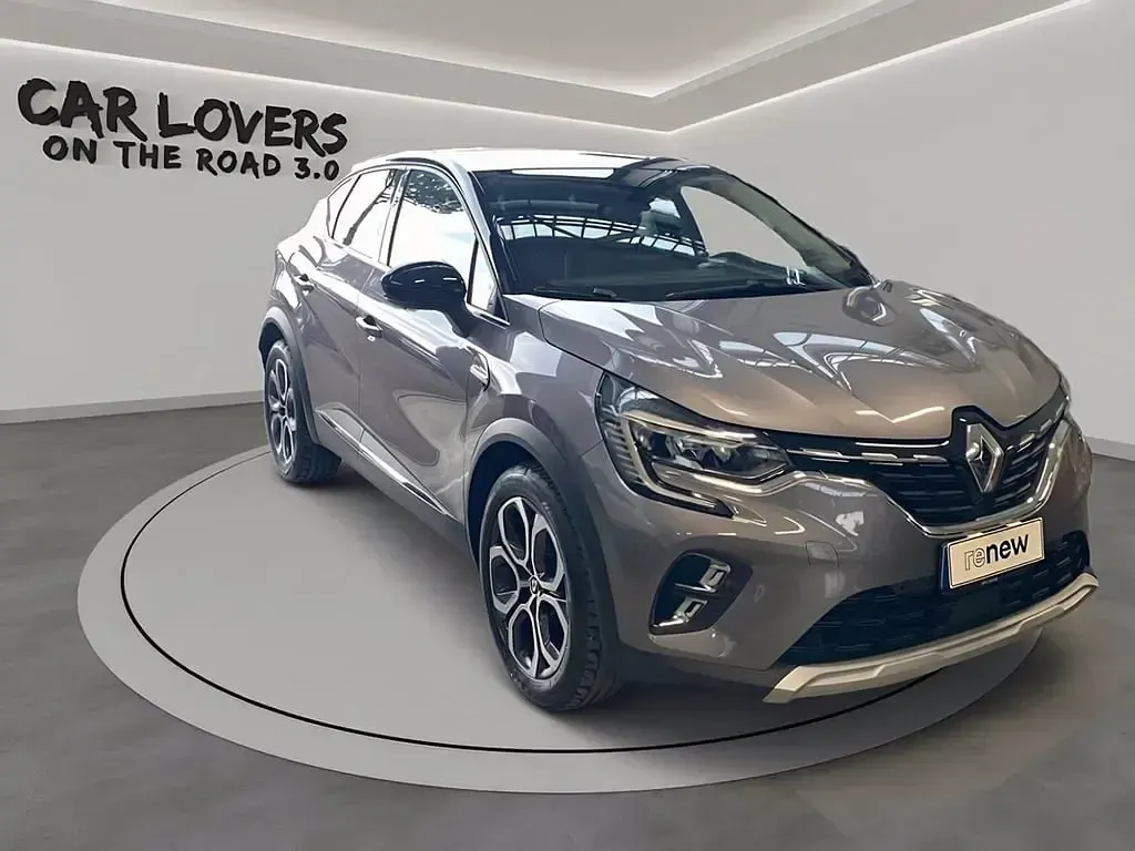 Usata Renault Captur Techno 101 CV (74 kW) 2023 Grigio scuro SUV