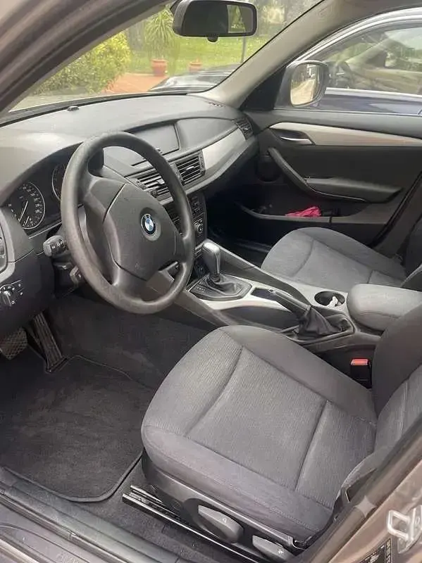 Usata BMW X1 143 CV (105 kW) 2011 Grigio SUV