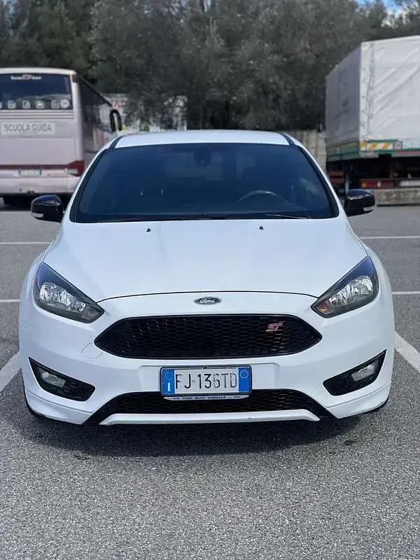 Usata Ford Focus Business Edition 125 CV (91 kW) 2017 Berlina