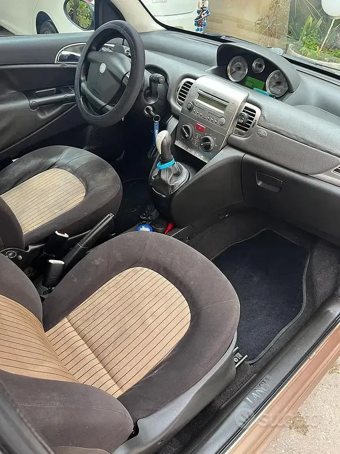 Usata Lancia Ypsilon 69 CV (50 kW) 2007 Utilitaria