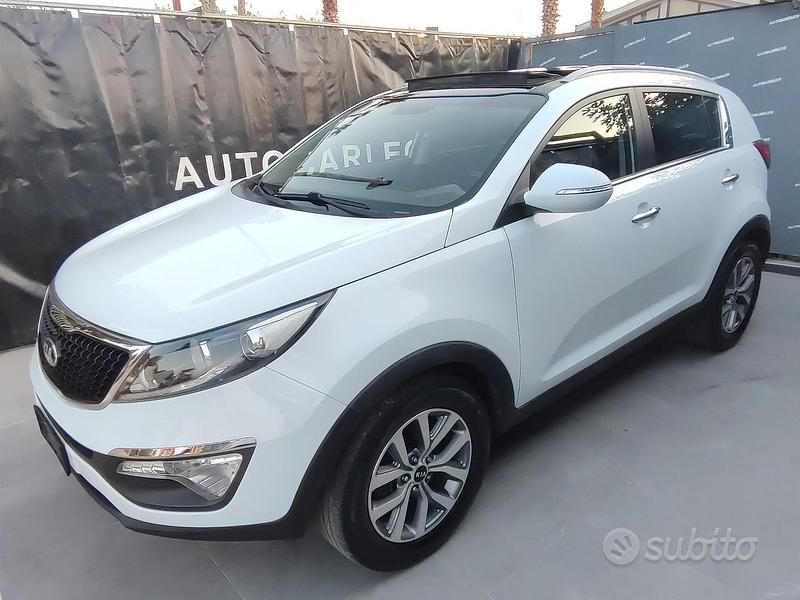 Bianco Usata 2015 Kia Sportage SUV | 10.900 € (Ottimo prezzo) - Immagine 1/4