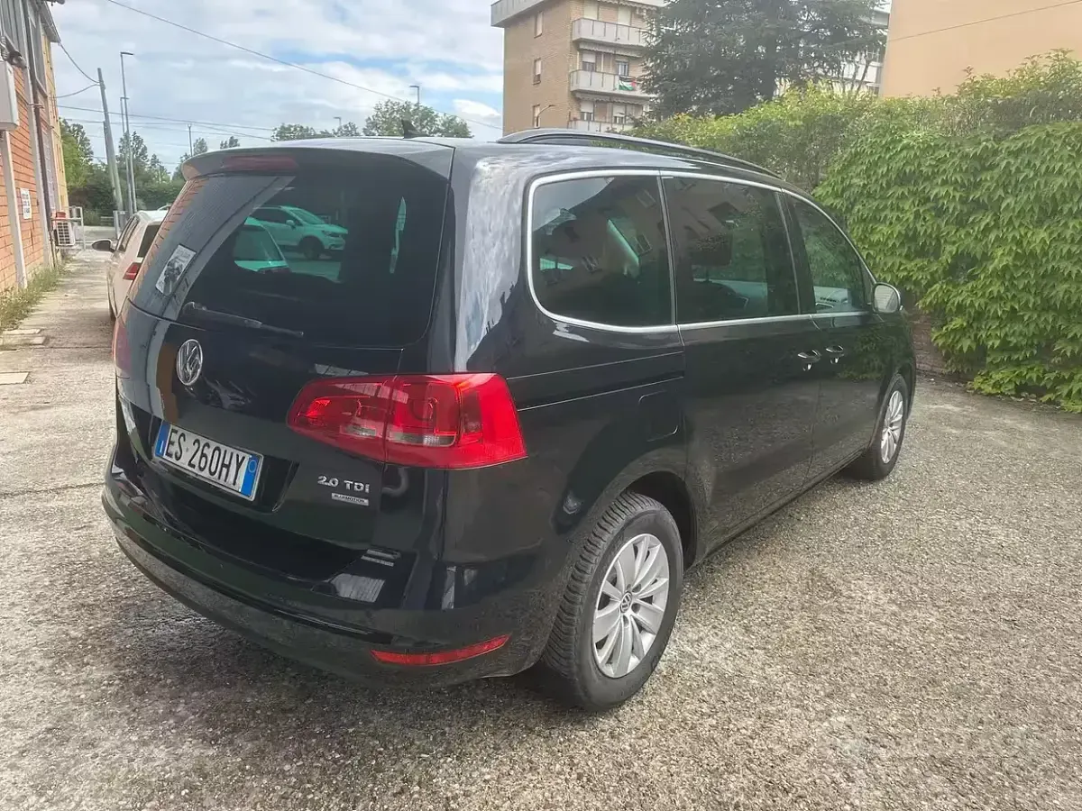 Usata VW Sharan Comfortline 140 CV (102 kW) 2013 Nero Monovolume