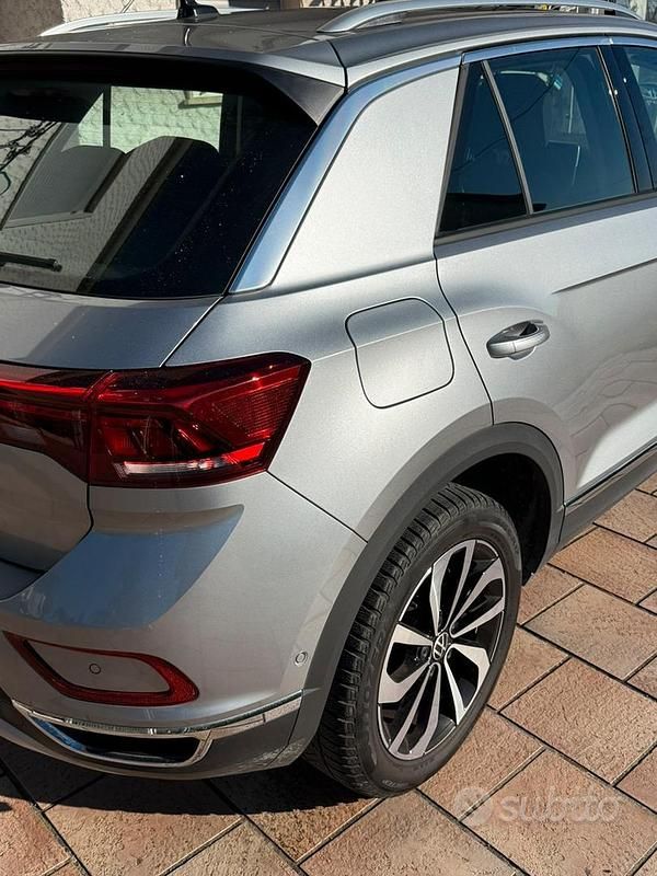 Usata VW T-Roc Style 116 CV (85 kW) 2024 SUV