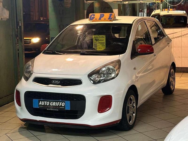Usata Kia Picanto 68 CV (50 kW) 2016 Bianco Utilitaria