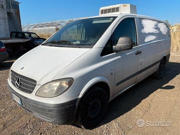 Usata Mercedes Vito 108 CV (79 kW) 2005 Bianco Furgone