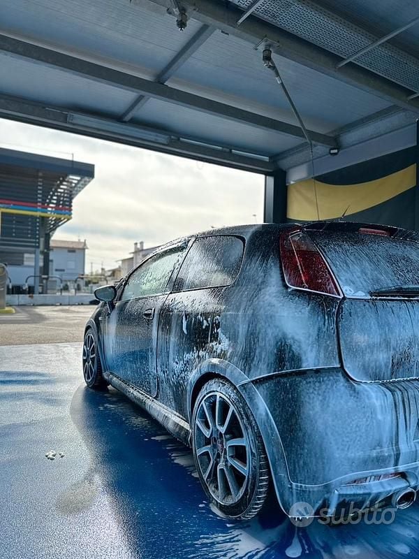 Usata Abarth Grande Punto 155 CV (114 kW) 2007 Nero Utilitaria