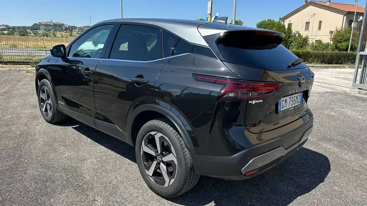 Usata Nissan Qashqai N-Connecta 158 CV (116 kW) 2023 Nero metallizzato SUV