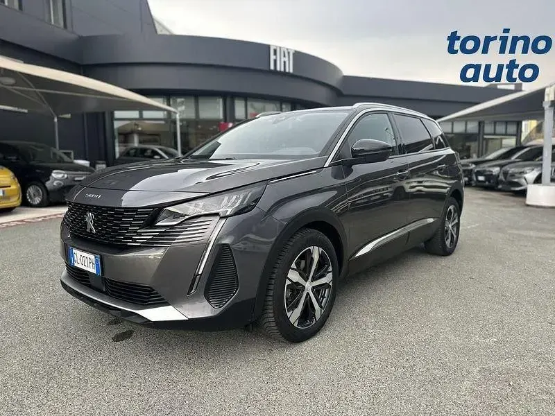 Usata Peugeot 5008 Allure 131 CV (96 kW) 2021 Grigio SUV