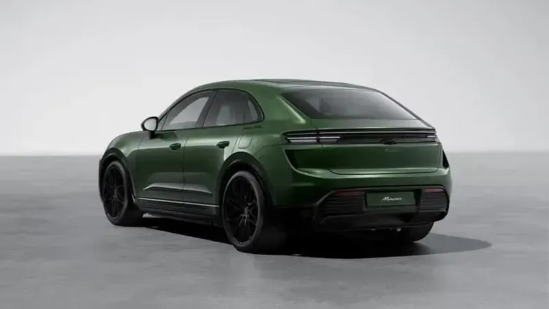 Usata Porsche Macan Turbo 144 kW (197 CV) 2025 Blu/azzurro SUV