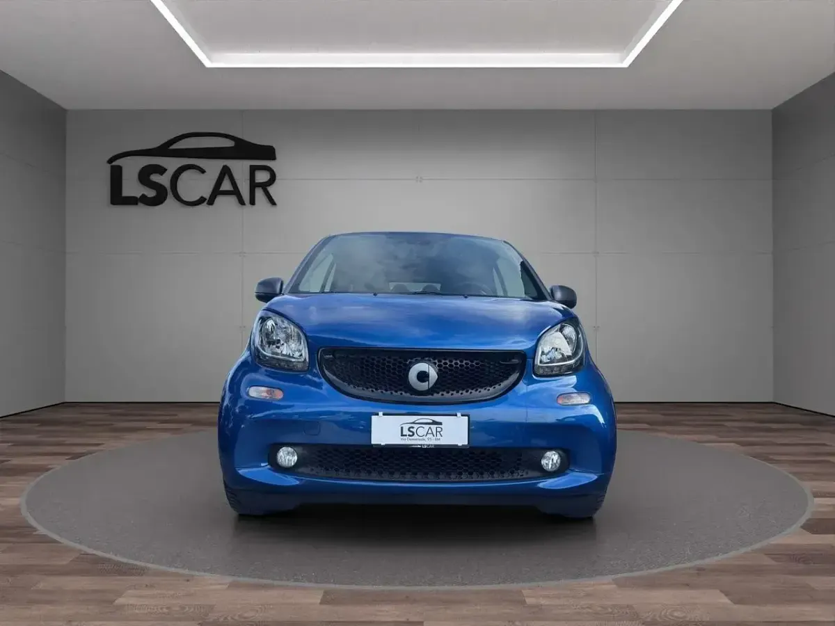 Usata Smart ForTwo Cabrio Prime 70 CV (51 kW) 2017 Blu Cabrio