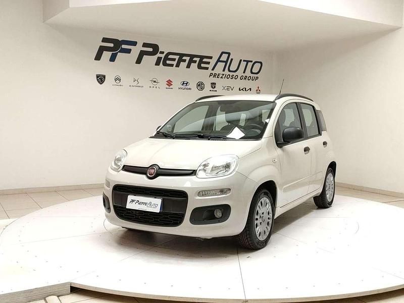 Beige cappuccino Usata 2013 Fiat Panda Lounge Due volumi | 7500 € (Buon prezzo) - Immagine 1/4