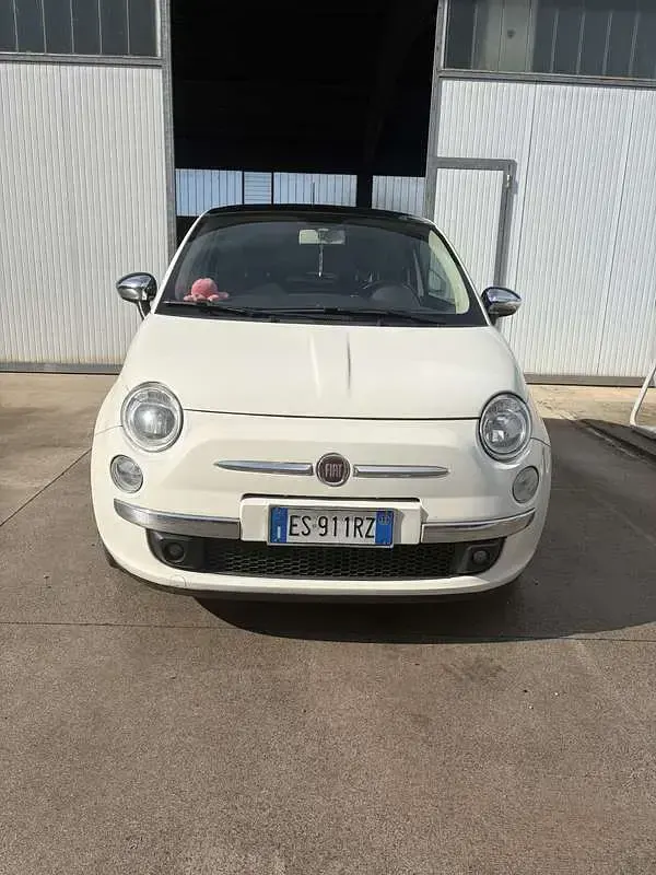 Usata Fiat 500 Lounge 69 CV (50 kW) 2013 Bianco Utilitaria
