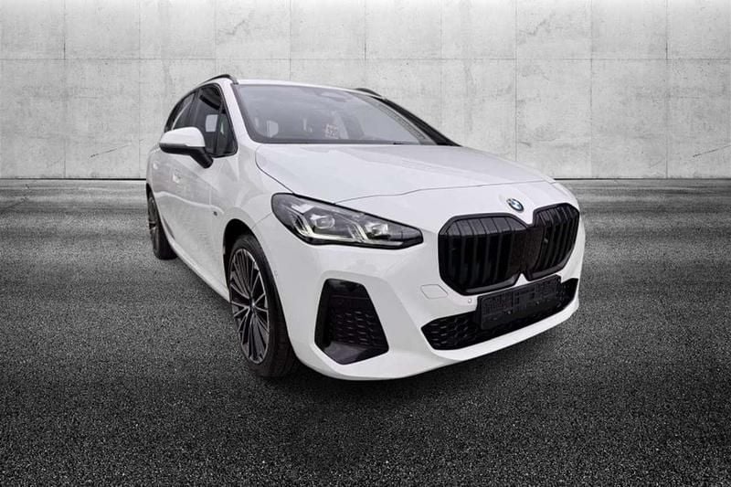 Usata BMW 218 Active Tourer M Sport 136 CV (100 kW) 2024 Bianco Monovolume