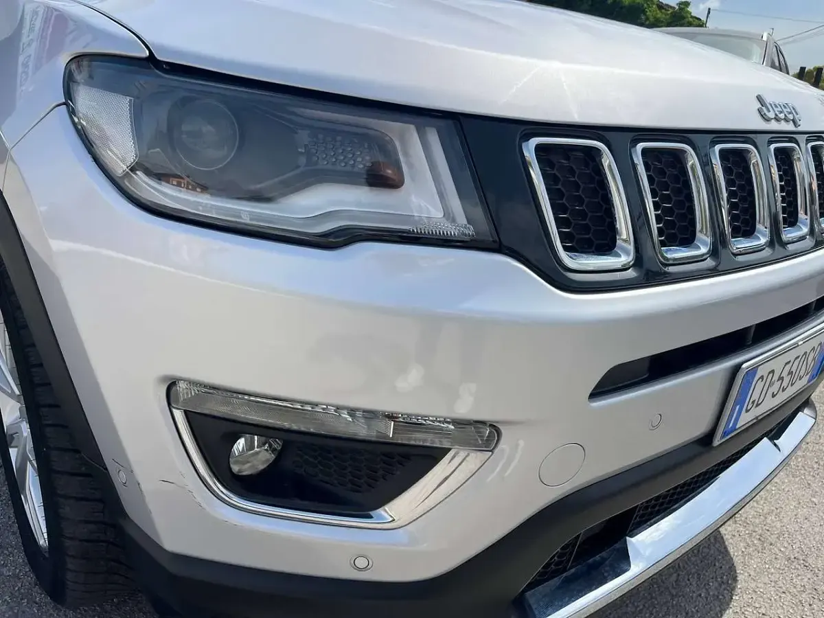 Usata Jeep Compass Limited 120 CV (88 kW) 2021 Argento SUV
