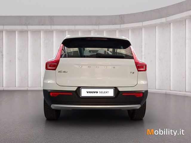 Usata Volvo XC40 Business Edition 163 CV (119 kW) 2020 Bianco SUV