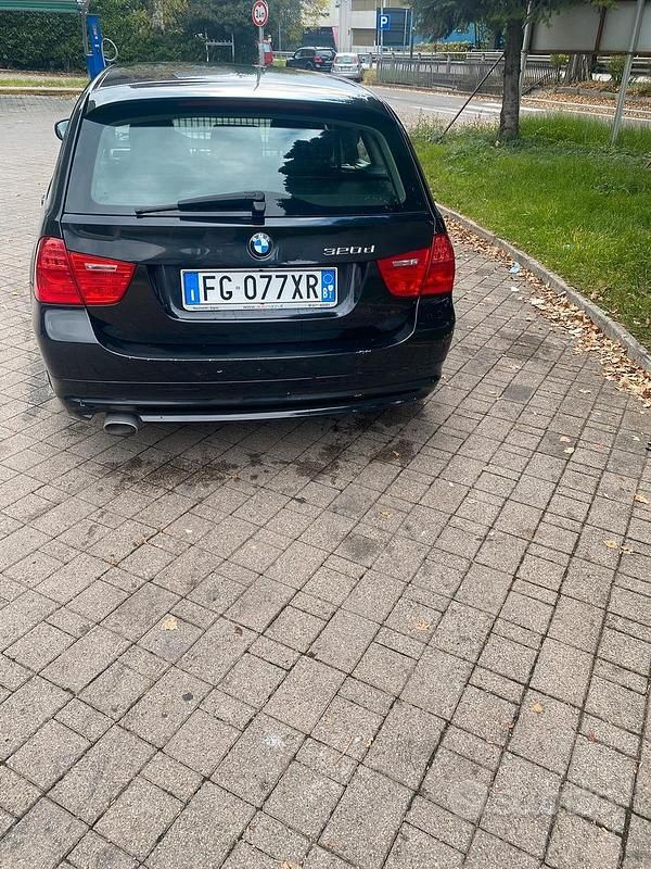 Begagnad BMW 320 184 HK (135 kW) 2010 Sedan