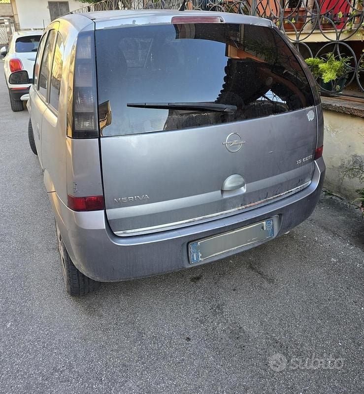 Occasion Opel Meriva 2008 Gris Monospace