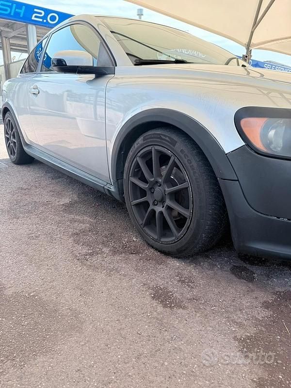 Usata Volvo C30 101 CV (74 kW) 2008 Grigio Utilitaria