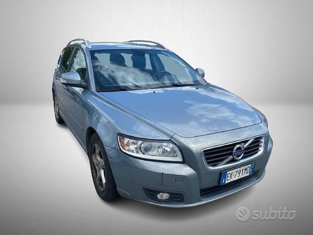 Usata Volvo V50 Plus 150 CV (110 kW) 2011 Grigio Station wagon