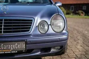 Usata Mercedes CLK320 218 CV (160 kW) 1999 Blu Coupé