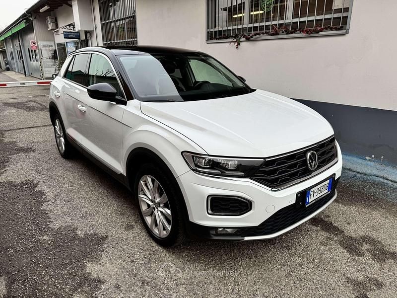 Usata VW T-Roc Advance 150 CV (110 kW) 2019 Bianco SUV