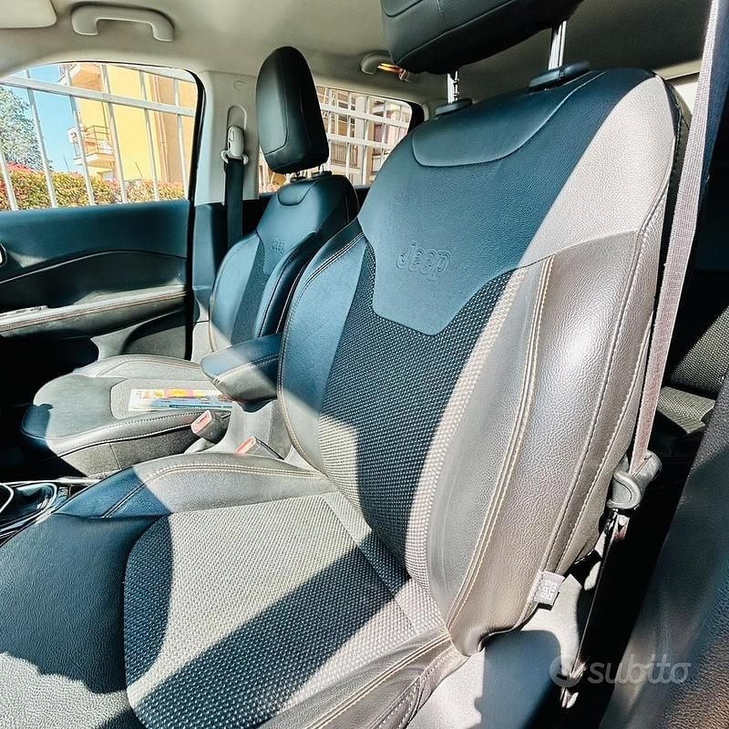 Usata Jeep Compass Limited 140 CV (102 kW) 2020 Grigio SUV