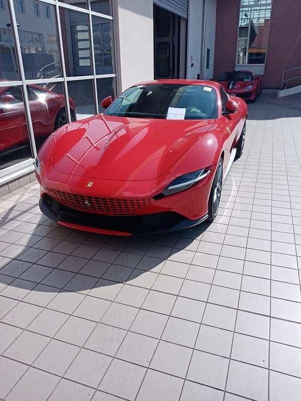 Usata Ferrari Roma 620 CV (456 kW) 2023 Rosso Coupé