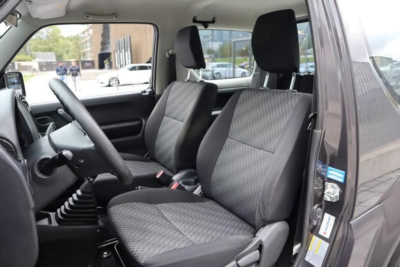 Usata Suzuki Jimny 84 CV (61 kW) 2016 SUV