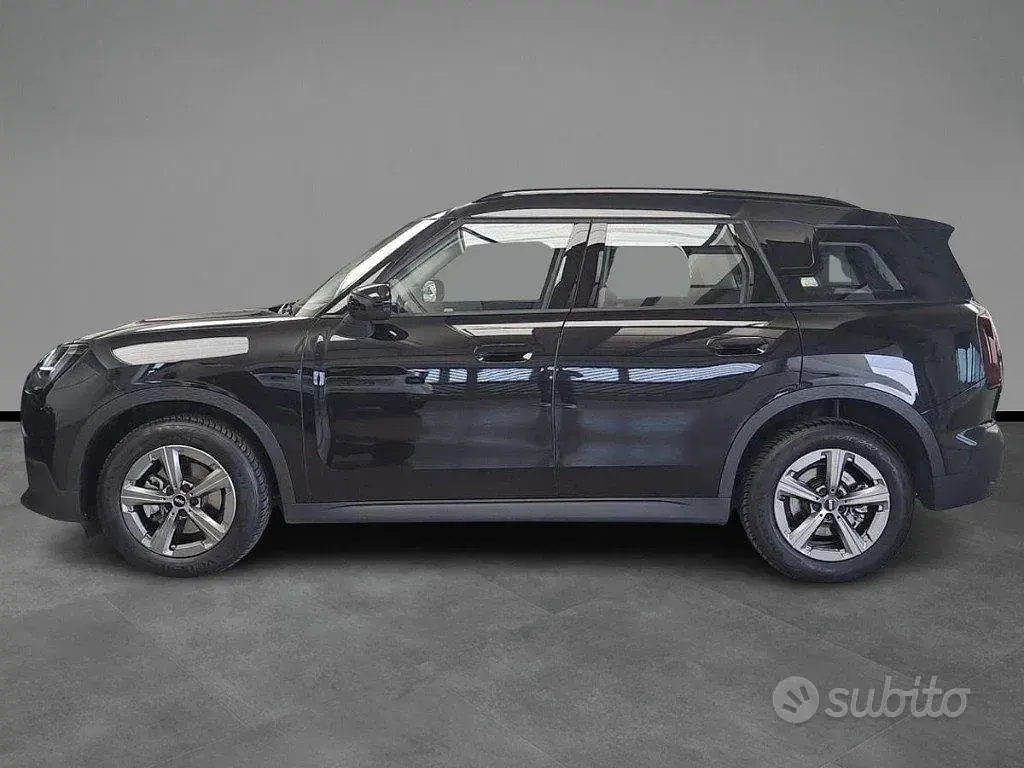 Usata Mini Countryman Essential 150 CV (110 kW) 2024 Nero / metallizzato SUV