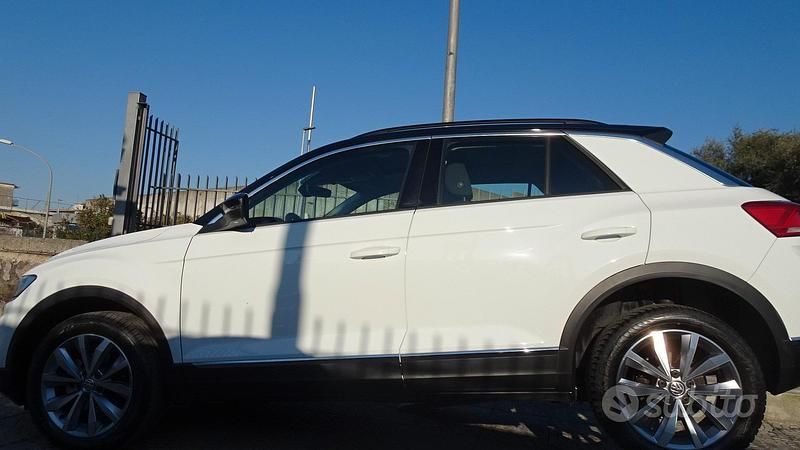 Usata VW T-Roc Business+ 116 CV (85 kW) 2020 Bianco SUV