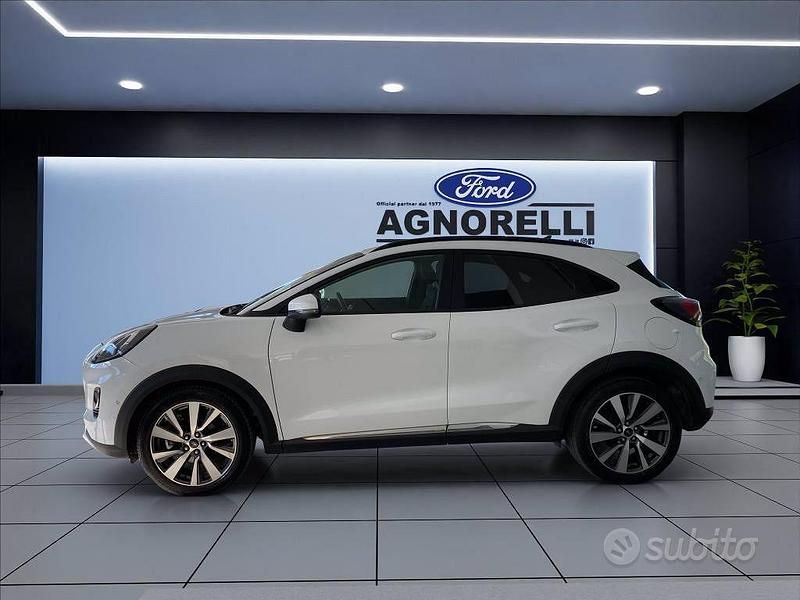 Begagnad Ford Puma Titanium S 125 HK (91 kW) 2021 Vit Sedan